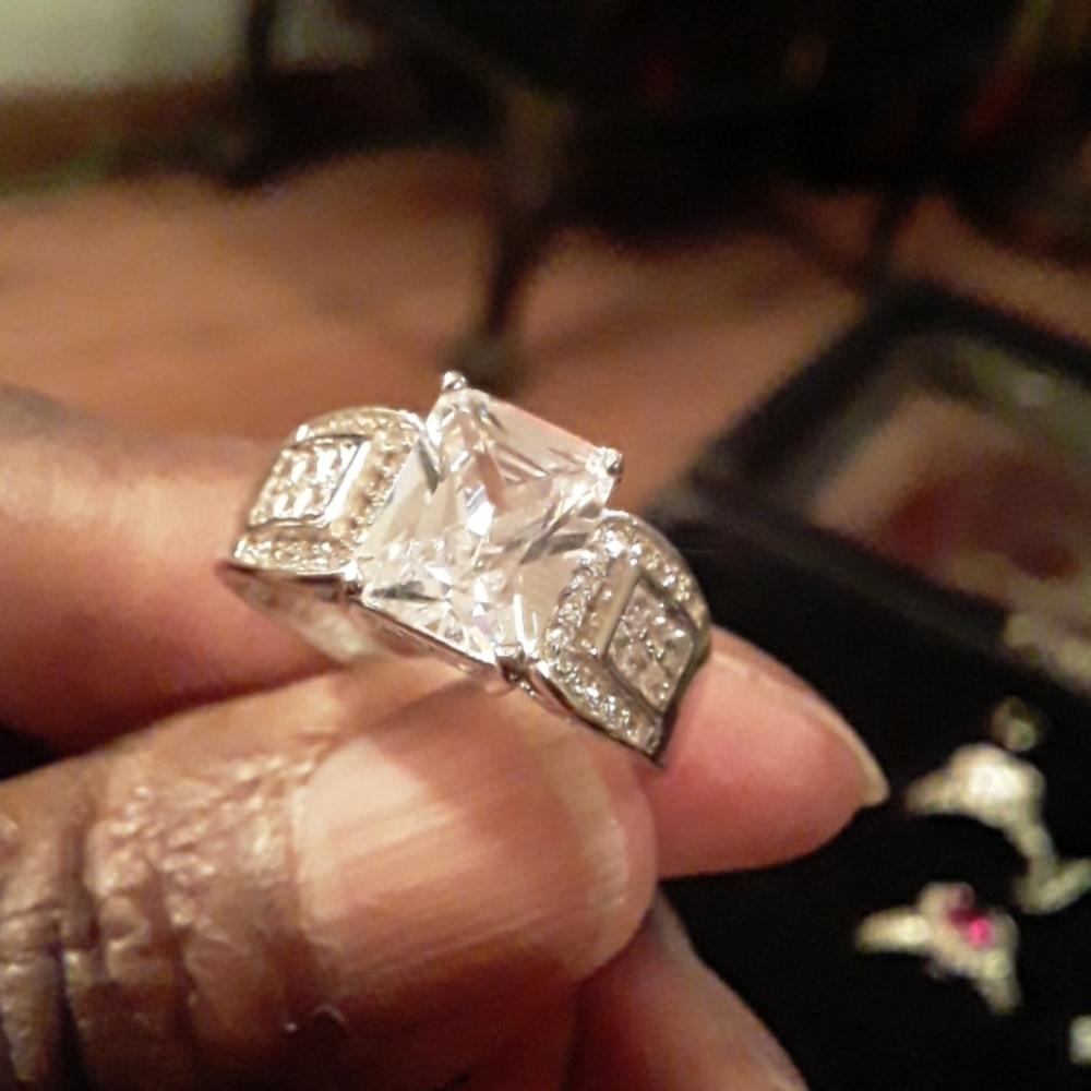 White Zirconia Ring
